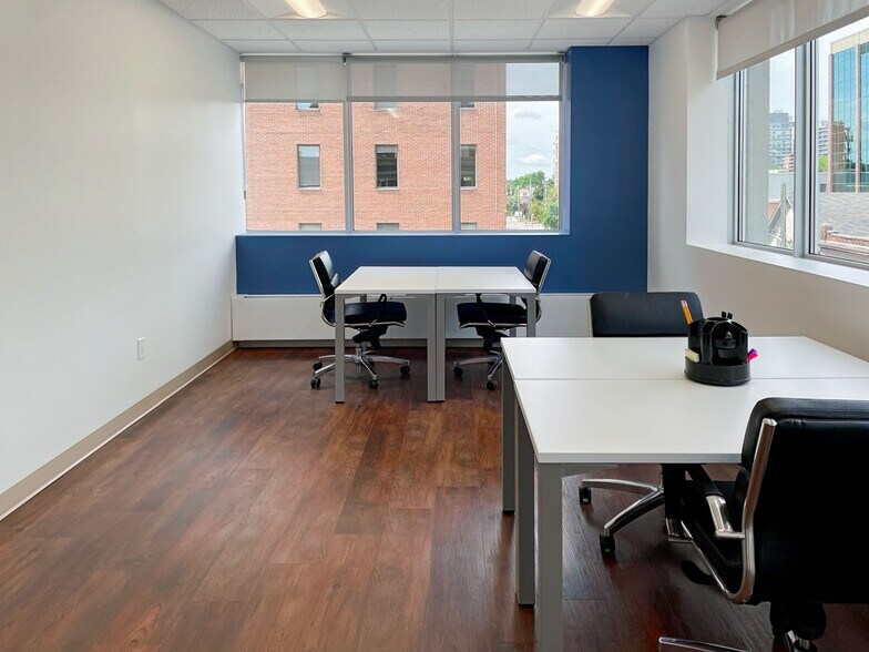 More Photos Of 396 Cooper St, Ottawa Office For Lease
