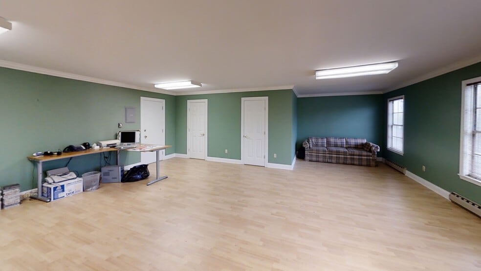 More Photos Of 56 Danbury Rd, New Milford Medical For Sale