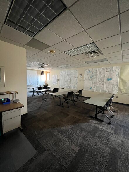 More Photos Of 912 Main St, Wausaukee Warehouse For Sale