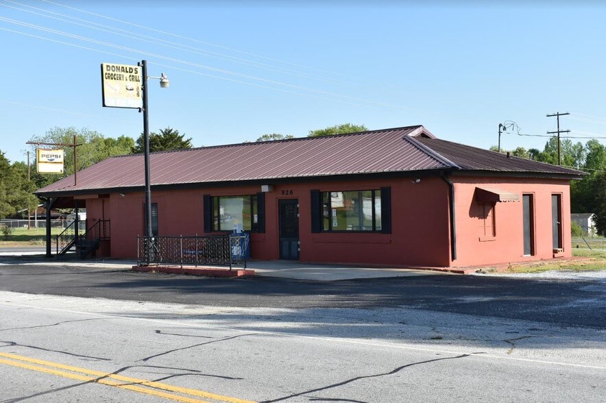 More Photos Of 926 Friendship Rd, Seneca Convenience Store For Lease