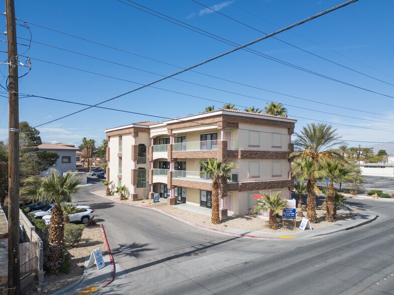 Primary Photo Of 2465 Reynolds Ave, North Las Vegas Medical For Lease
