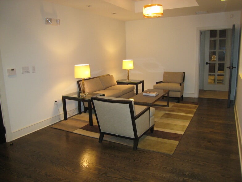 More Photos Of 1680 Michigan Ave, Miami Beach Office Residential For Lease