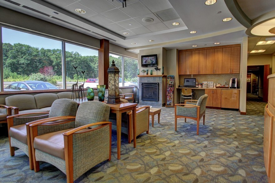 More Photos Of 2 Ivy Brook Rd, Shelton Medical For Lease