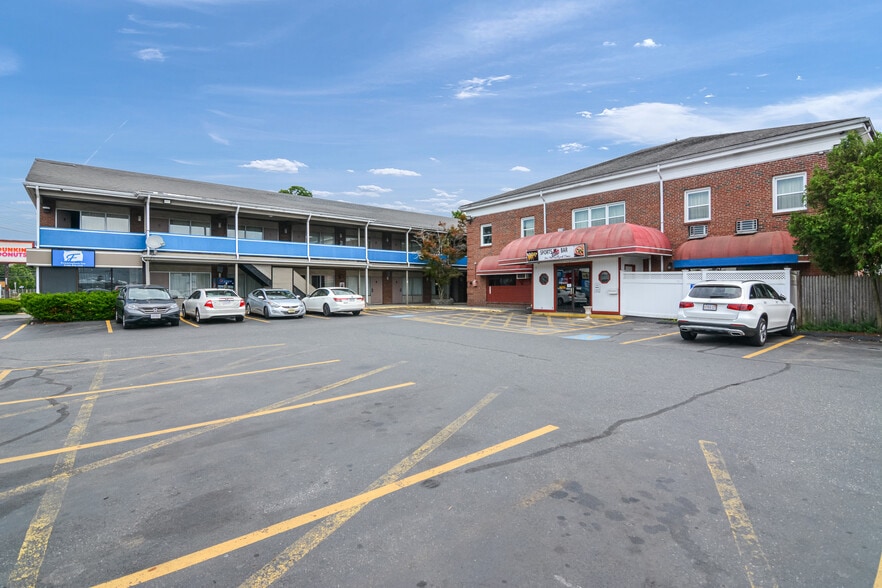 More Photos Of 1186 Worcester Rd, Framingham Hotel For Sale