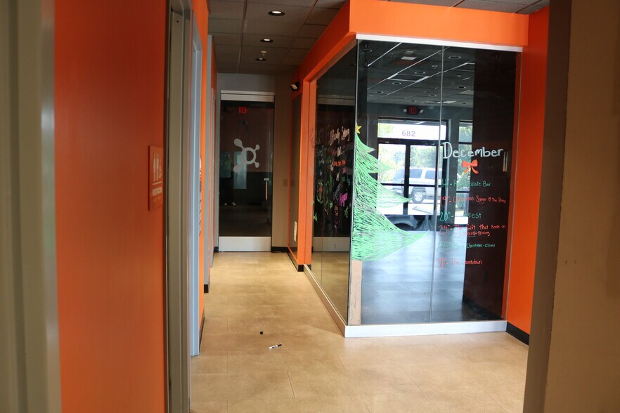 More Photos Of 682 Paul Huff Pky NW, Cleveland Storefront For Lease