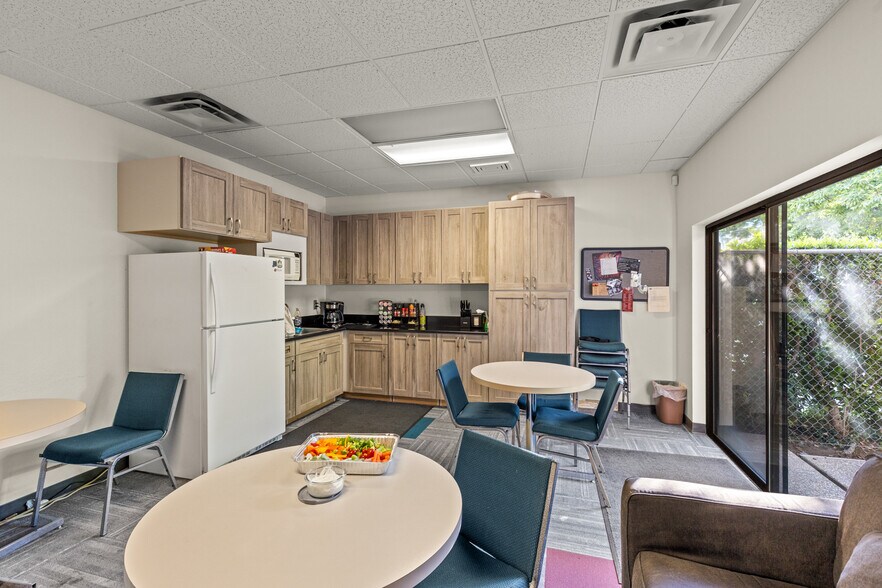 More Photos Of 601 Main St, Chico Office For Sale