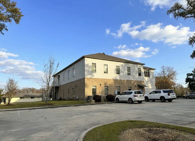 More Photos Of 4456 Arnold Ln, Baton Rouge Office For Sale