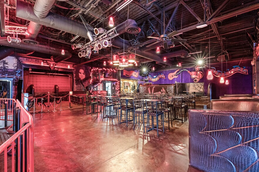 More Photos Of 6750 W Sahara Ave, Las Vegas Bar For Sale