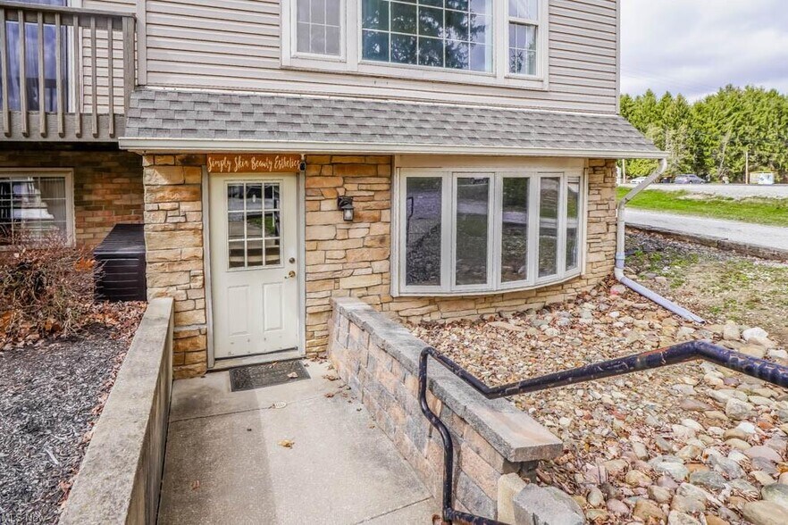 More Photos Of 11316 Cleveland Ave NW, Uniontown Office Residential For Sale