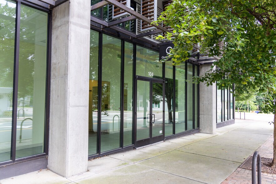 More Photos Of 601 W Rosemary St, Chapel Hill Apartments For Lease