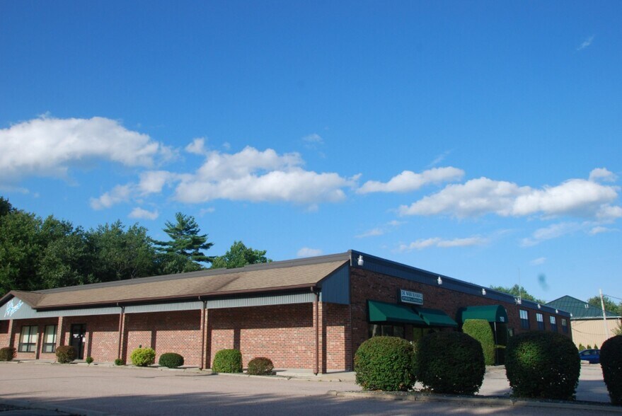 More Photos Of 1193 Tiogue Ave, Coventry Rehabilitation Center For Lease