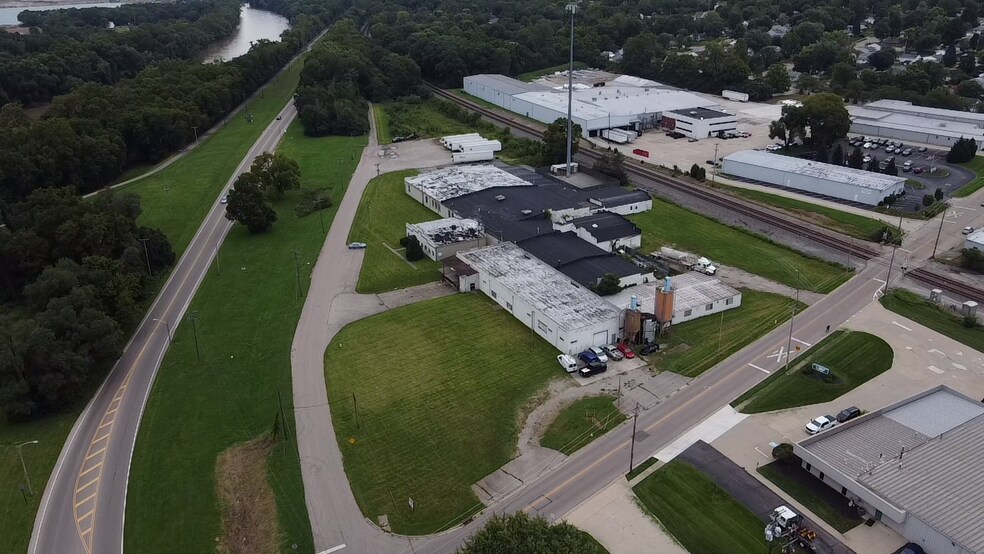 More Photos Of 1010 N 4th St, Miamisburg Warehouse For Sale