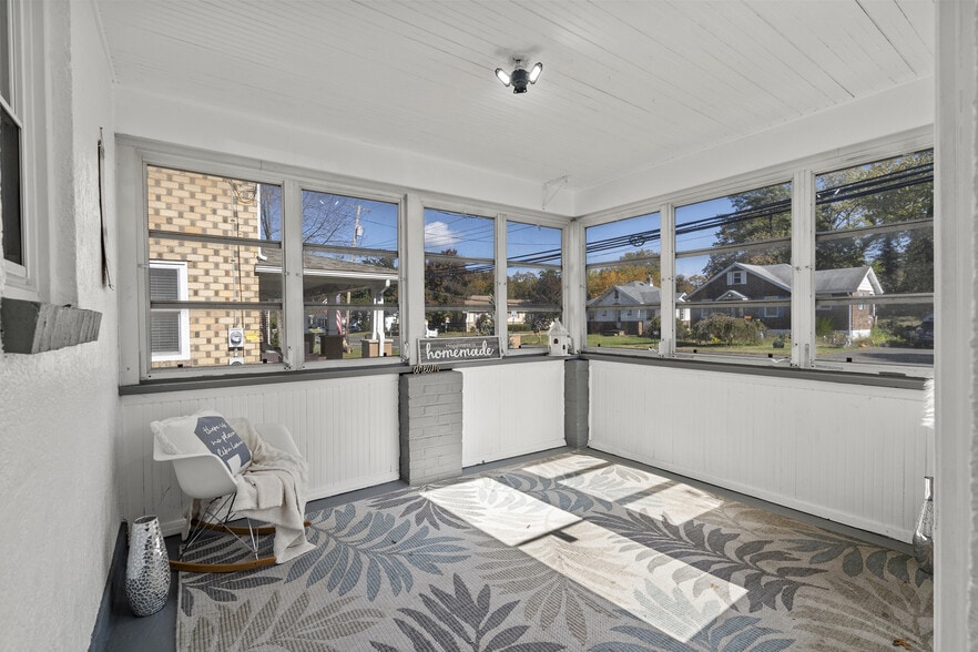 More Photos Of 29 Wilson Ave, Manalapan Township Medical For Sale