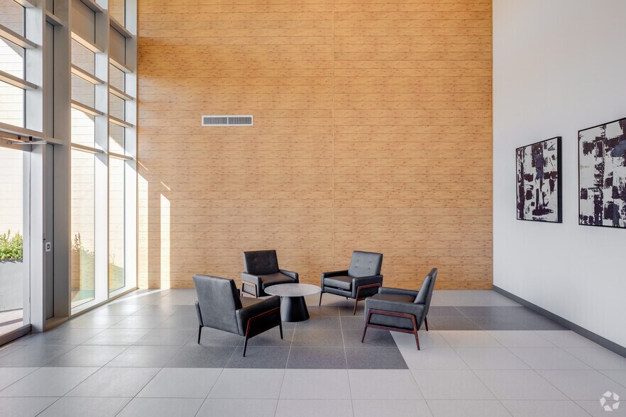 More Photos Of 20022 N 31st Ave, Phoenix Office For Lease