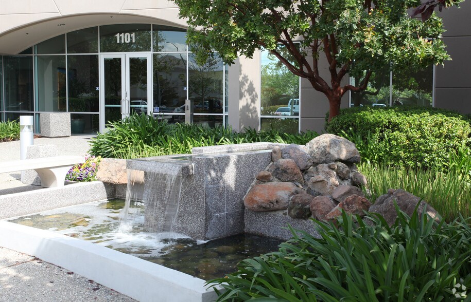 More Photos Of 1101 Creekside Ridge Dr, Roseville Office For Lease