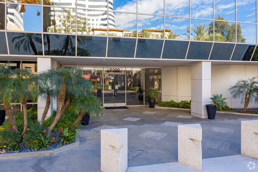More Photos Of 6200 Canoga Ave, Woodland Hills Office For Sale