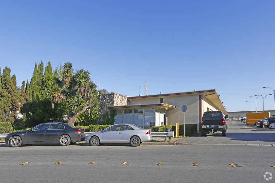 More Photos Of 3501-3515 Haven Ave, Menlo Park Service For Lease