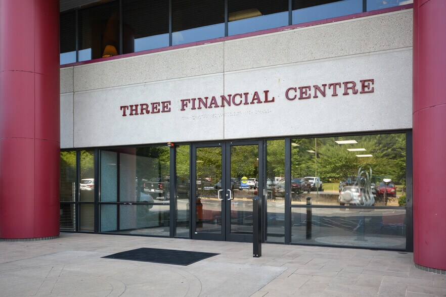 More Photos Of 900 S Shackleford Rd, Little Rock Office For Lease