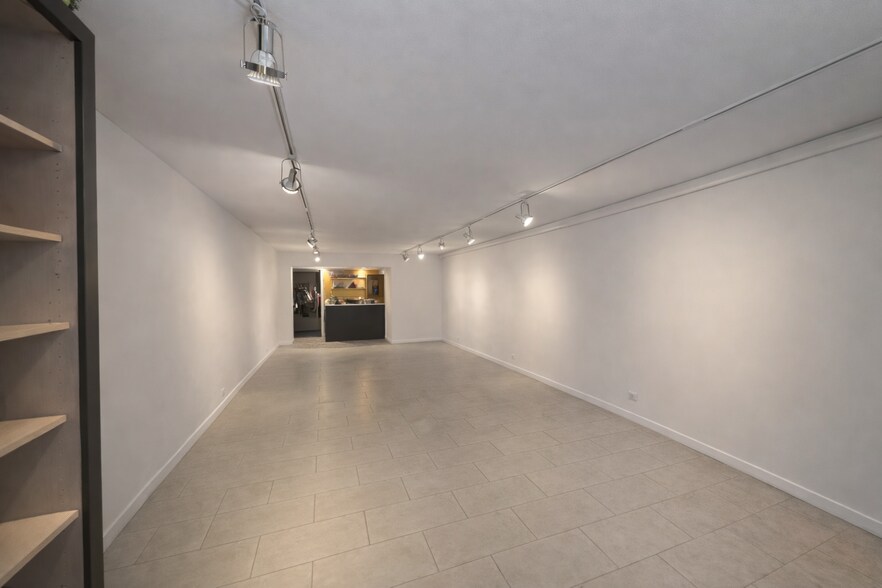 More Photos Of 178 1st Ave, New York Apartments For Lease