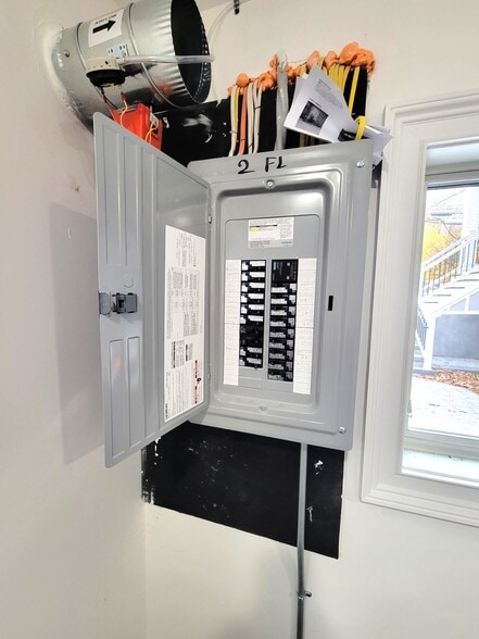 More Photos Of 20 Newton Ave, Sussex Office Residential For Sale