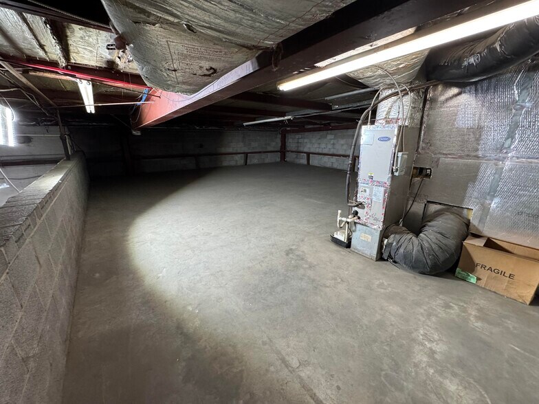 More Photos Of 205 Brick Kiln Rd, Winchester Warehouse For Sale