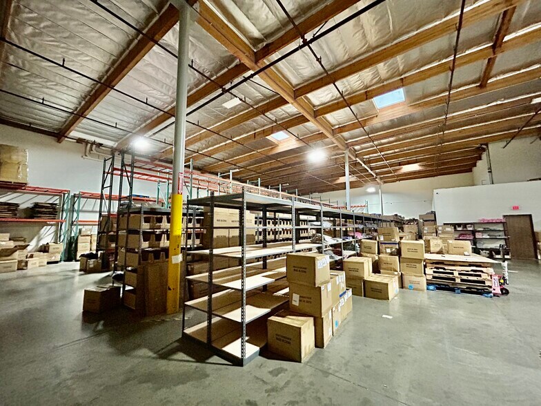 More Photos Of 17533-17539 Rowland St, Rowland Heights Warehouse For Lease