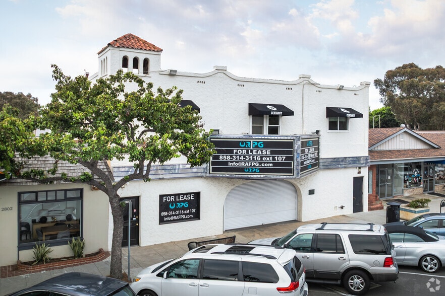 More Photos Of 2808-22 State St, Carlsbad Movie Theatre For Lease