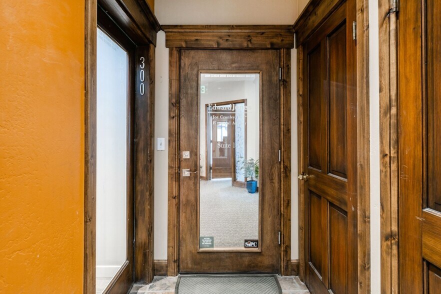More Photos Of 1920 Prospector Ave, Park City Office For Sale