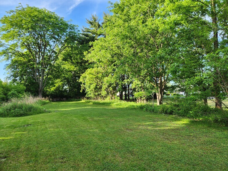 More Photos Of 1749 Clark Street Rd, Auburn Light Distribution For Sale