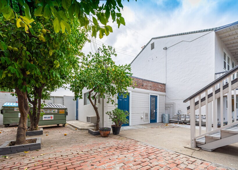 More Photos Of 2226-2230 Sutterville Rd, Sacramento Apartments For Sale