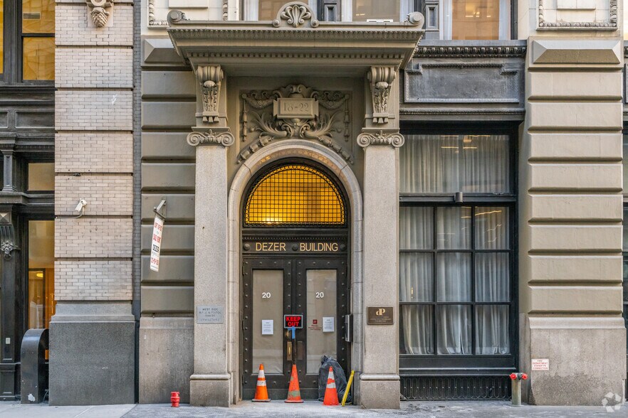 More Photos Of 18-23 W 20th St, New York Office For Lease