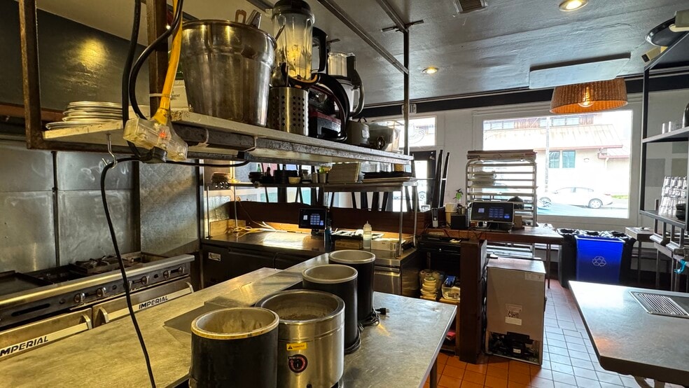 More Photos Of 35 E Commercial St, Willits Specialty For Sale