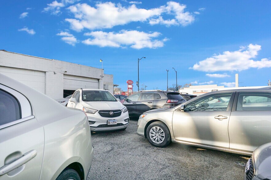 More Photos Of 3595 Broadway, Gary Industrial For Sale