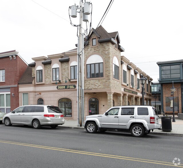 More Photos Of 139 N Broadway, South Amboy Storefront Retail Office For Lease