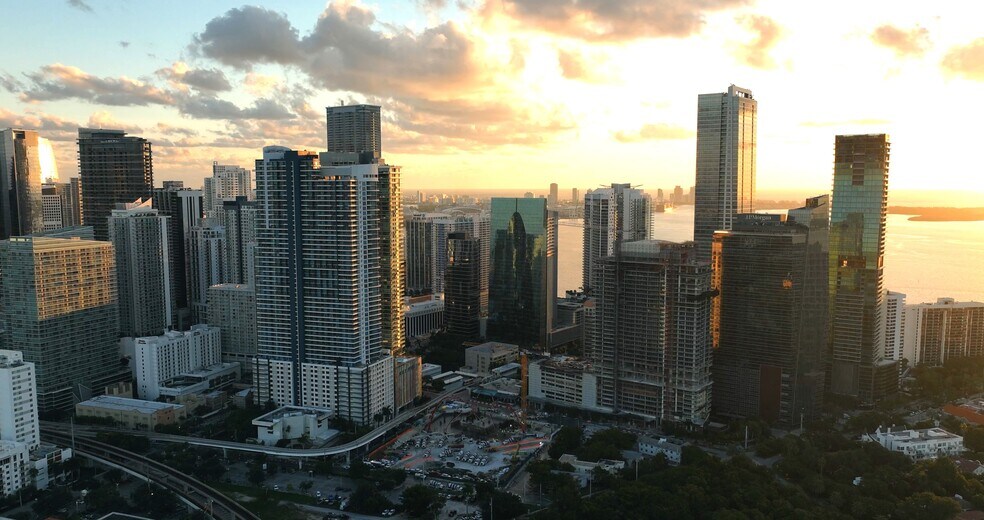 More Photos Of 1420 S Miami Ave, Miami Apartments For Sale