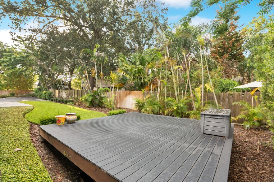More Photos Of 1017 E South St, Orlando Office Residential For Sale