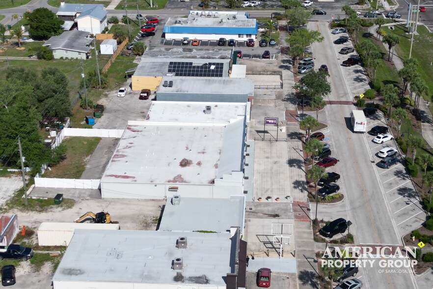 More Photos Of 2695 Tamiami Trl, Port Charlotte Storefront For Lease