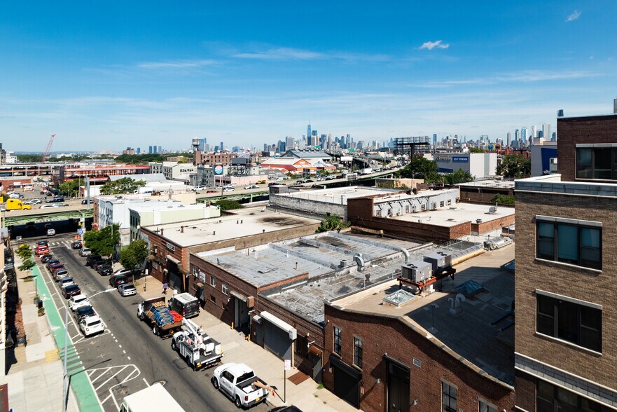 More Photos Of 164 20th St, Brooklyn Office For Lease