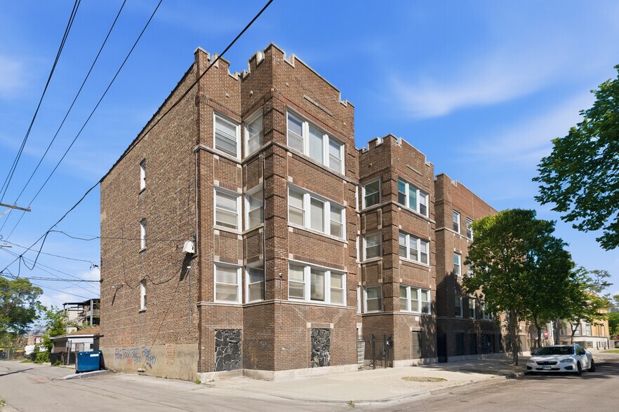 More Photos Of 3901-03 W Jackson Blvd, Chicago Apartments For Sale