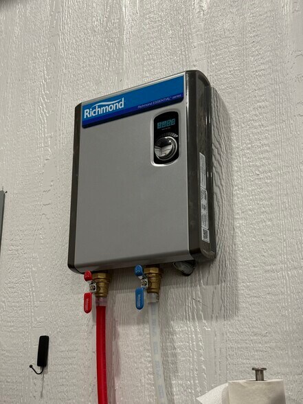 More Photos Of 307 S Superior St, Ramsey General Retail For Sale