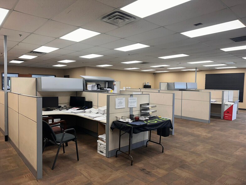 More Photos Of 6420 S Air Depot Blvd, Oklahoma City Manufacturing For Sale