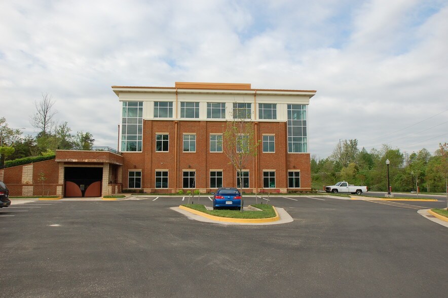 More Photos Of 9110 Railroad Dr, Manassas Park Medical For Lease