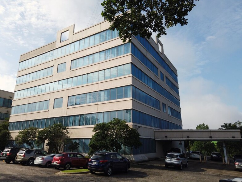 Primary Photo Of 1203 Governors Square Blvd, Tallahassee Office For Lease