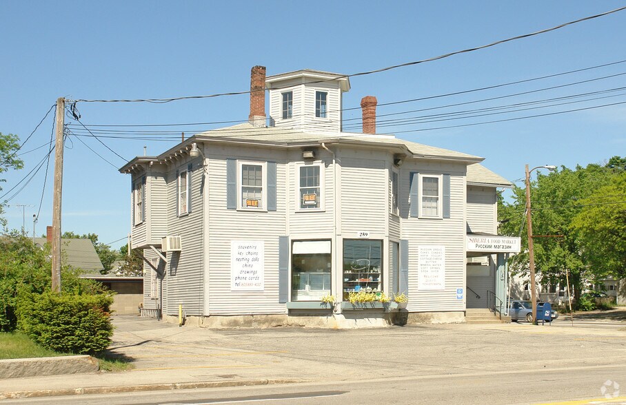More Photos Of 259 Main St, Nashua Freestanding For Lease