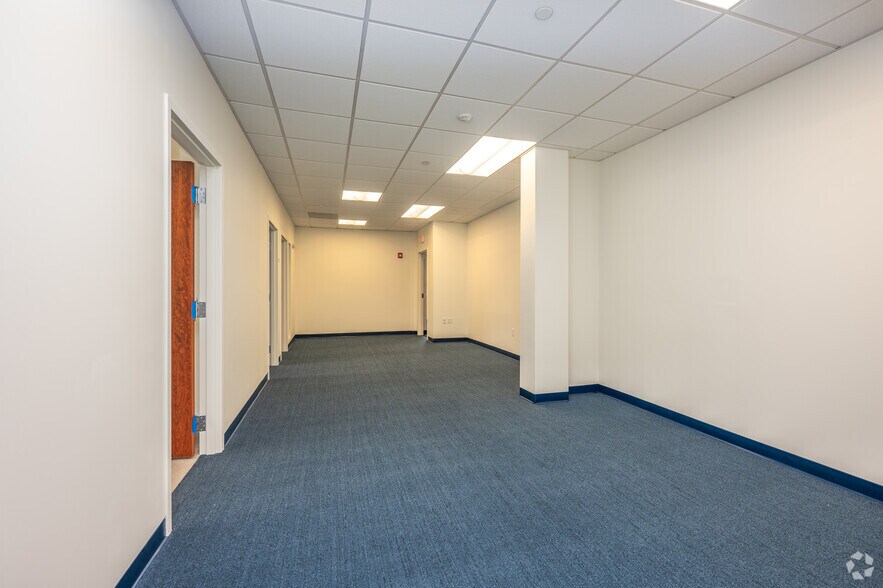 More Photos Of , Hyannis Office For Sale