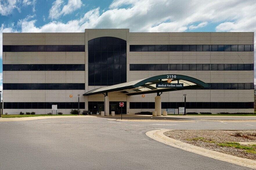 More Photos Of 2150 Gettler St, Dyer Medical For Lease