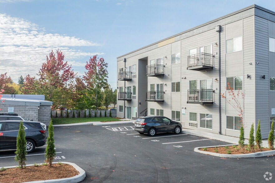 More Photos Of 3254 SE 90th Pl, Portland Apartments For Sale