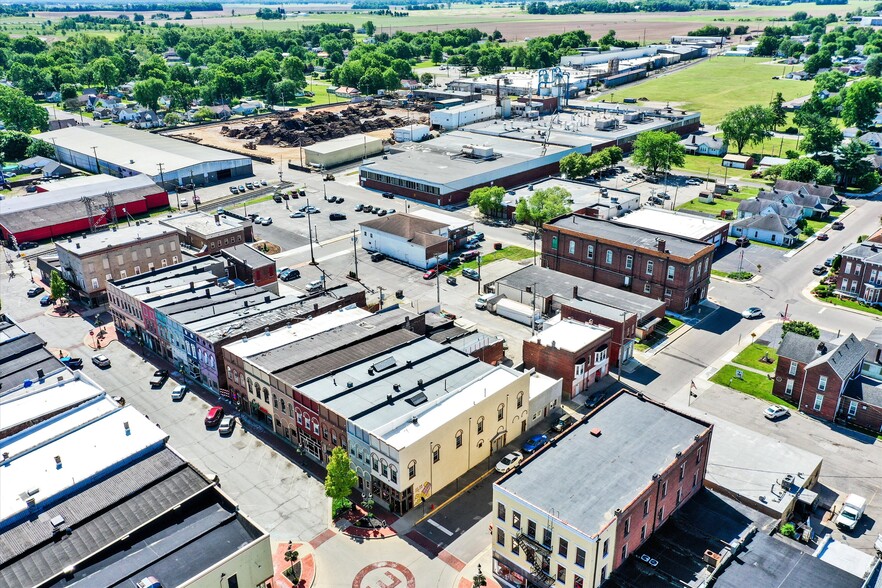 More Photos Of 111 S Walnut St, Edinburgh Theater Concert Hall For Sale