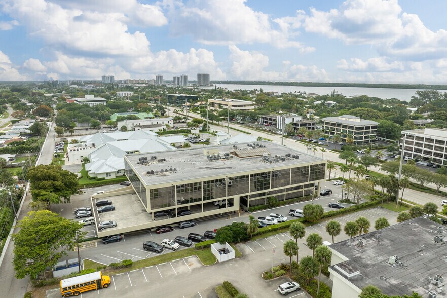 More Photos Of 631 US Highway 1, North Palm Beach Office For Sale