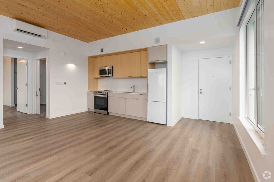 More Photos Of 154 Broadway, Somerville Apartments For Lease